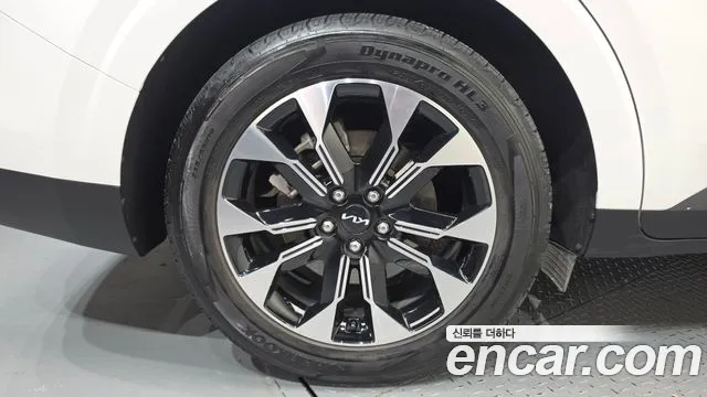 Kia Carnival 4th Gen — Фото автомобиля 5