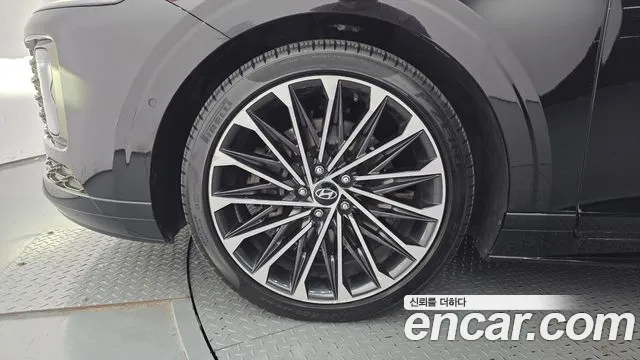 Hyundai Grandeur GN7 — Фото автомобиля 5