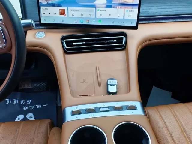 Jetour X70L — Фото автомобиля 13