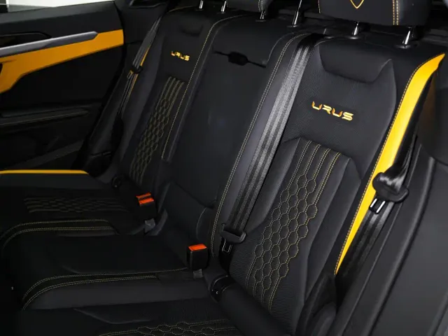 Lamborghini Urus — Фото автомобиля 17