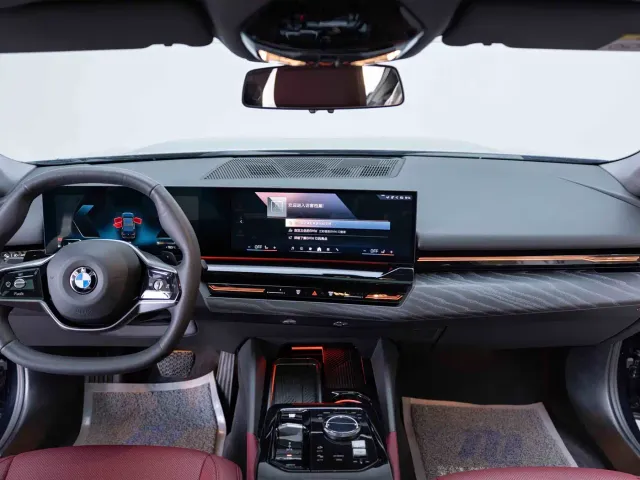 BMW 5 Series — Фото автомобиля 13