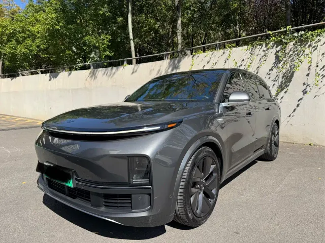 Фотография автомобиля — Li Auto L8