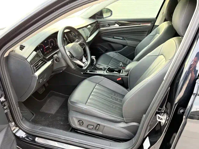 Volkswagen Passat — Фото автомобиля 10