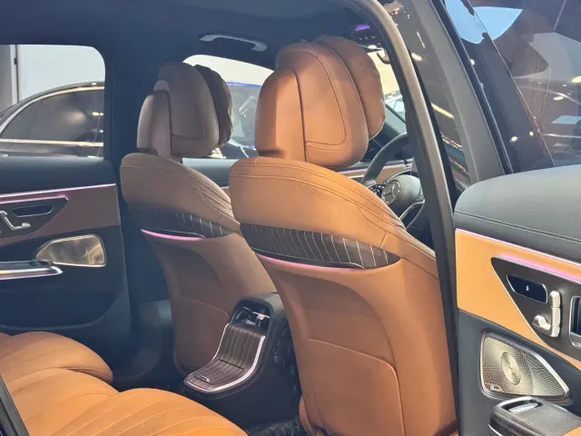 Mercedes-Benz E-Class — Фото автомобиля 21