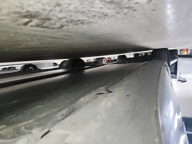 Tesla Model 3 — Фото автомобиля 18