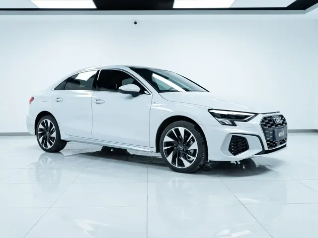 Audi A3 — Фото автомобиля 3