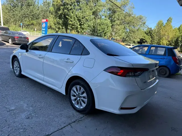 Toyota Corolla — Фото автомобиля 4