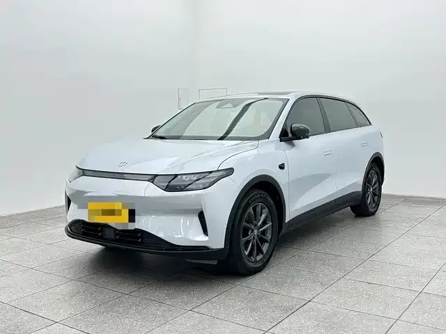 Фотография автомобиля — Leapmotor C11