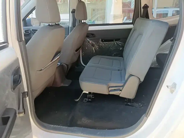 Wuling Hongguang — Фото автомобиля 16