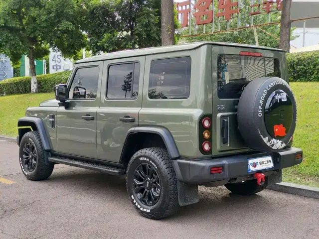 212 T01 — Фото автомобиля 4