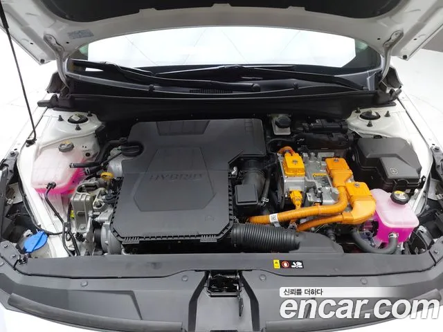 Hyundai AVANTE Inspiration — Фото автомобиля 6
