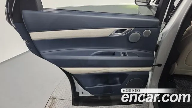 Genesis GV80 — Фото автомобиля 25