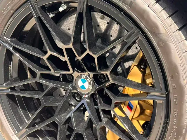 BMW M4 — Фото автомобиля 8