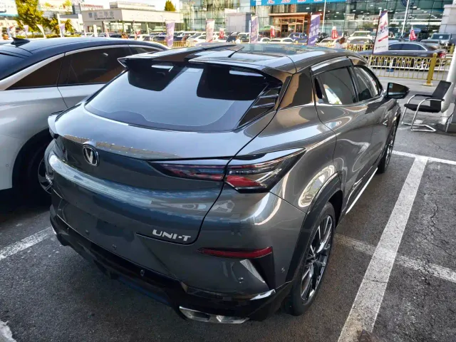 Changan UNI-T — Фото автомобиля 4