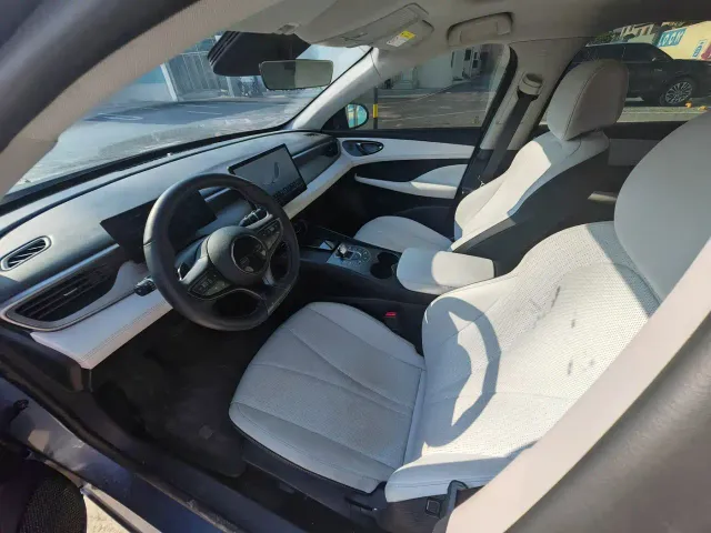 BYD Seal 05 DM-i — Фото автомобиля 4