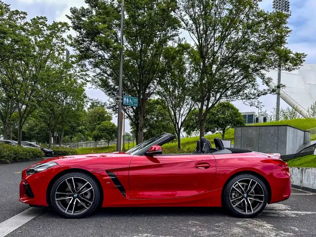 BMW Z4 — Фото автомобиля 3
