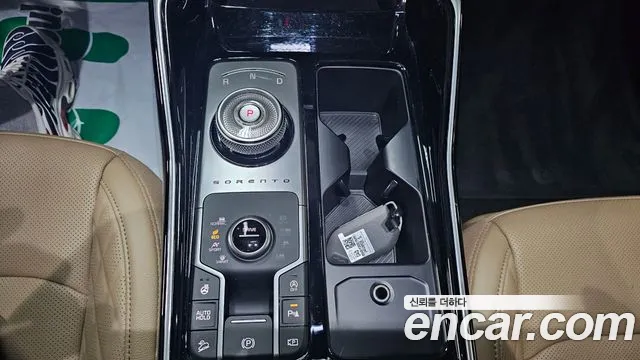 Kia Sorento Новый Sorento 4 поколение Бензин 2.5T 4WD — Фото автомобиля 9