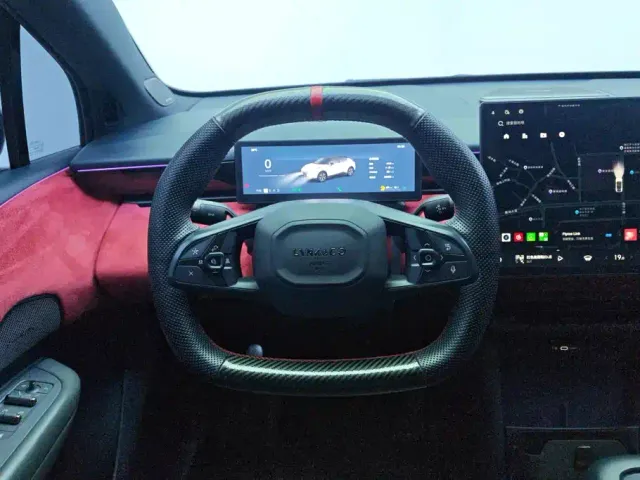 Lynk & Co Z20 — Фото автомобиля 15
