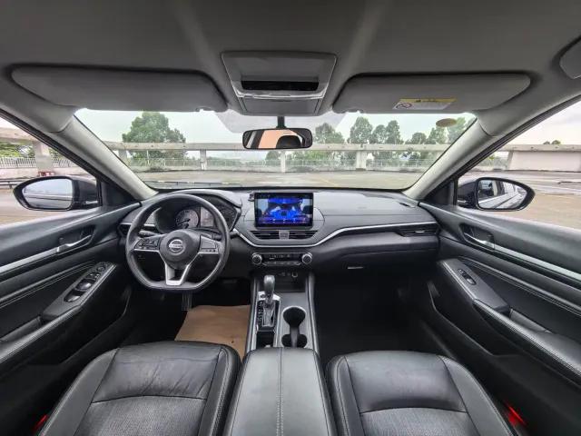 Nissan Teana — Фото автомобиля 9