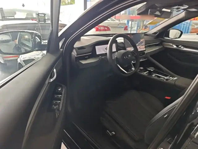 Geely Xingrui — Фото автомобиля 15