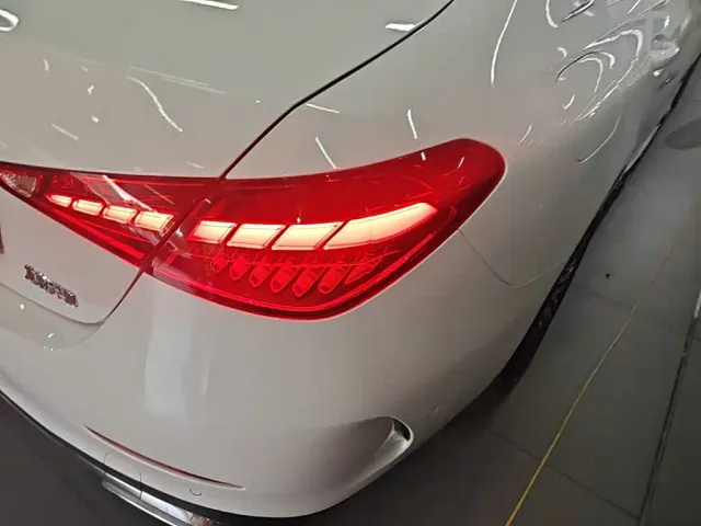 Mercedes-Benz C-Class — Фото автомобиля 7