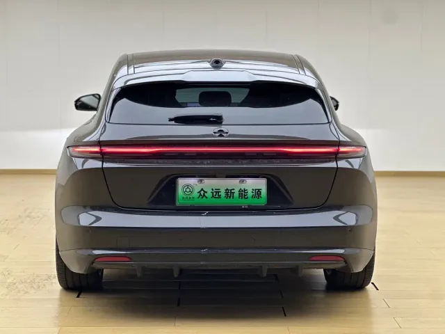 Nio ET5 Touring — Фото автомобиля 6