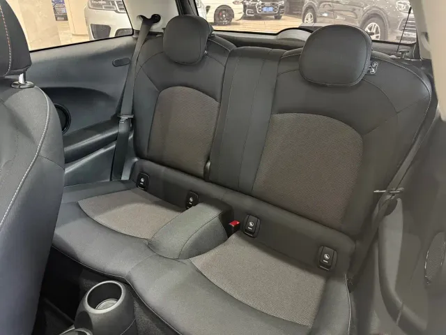 MINI Hatch — Фото автомобиля 10