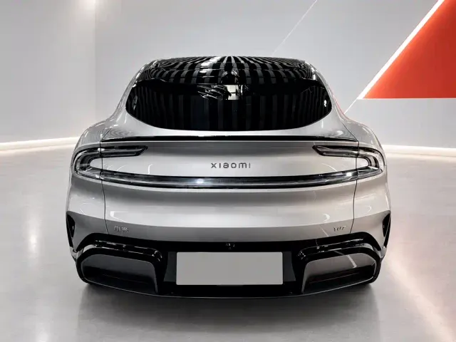 Xiaomi YU7 — Фото автомобиля 5