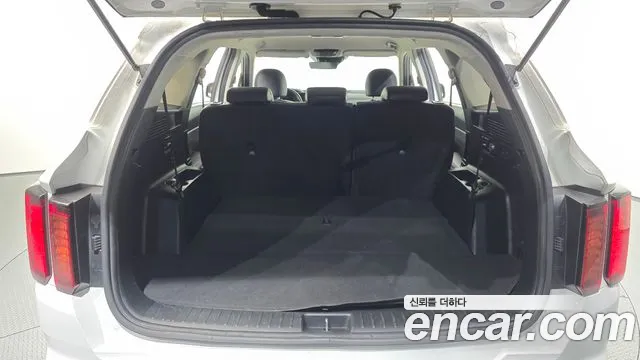 Kia Sorento Sorento 4-е поколение Бензин 2.5T 2WD — Фото автомобиля 20
