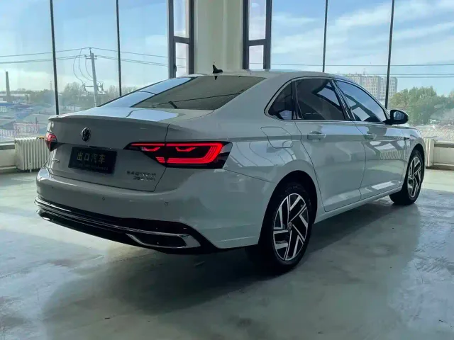 Volkswagen Sagitar — Фото автомобиля 7