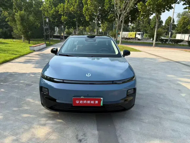 Leapmotor B01 — Фото автомобиля 2