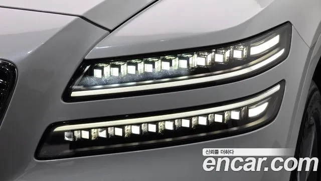 Genesis GV80 — Фото автомобиля 7