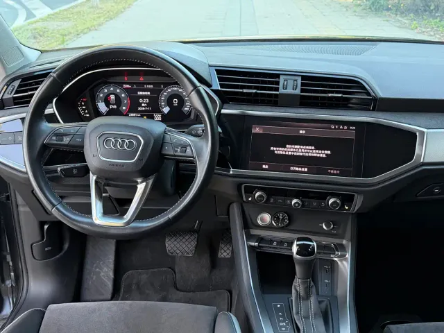 Audi Audi Q3 2022 35 TFSI Progressive Dynamic — Фото автомобиля 14