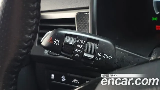 KG_Mobility_Ssangyong Rexton Новый Rexton Sport Дизель 2.2 4WD — Фото автомобиля 29