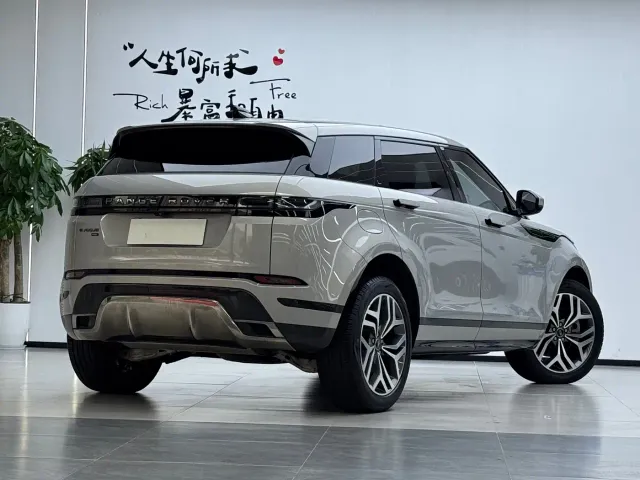 Land Rover Range Rover Evoque — Фото автомобиля 3