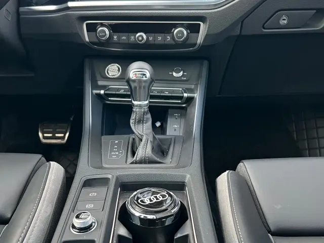 Audi Q3 — Фото автомобиля 13