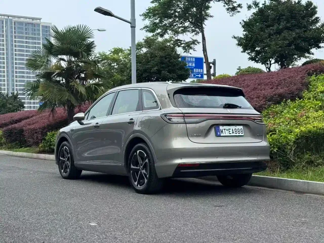 Shangjie SUV — Фото автомобиля 6