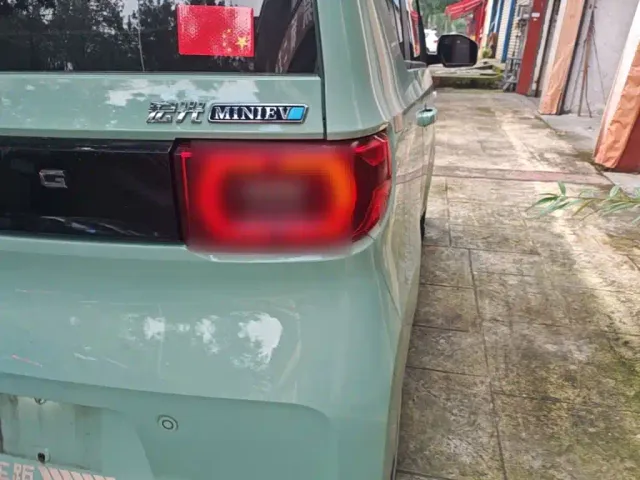 Wuling Hongguang Mini EV — Фото автомобиля 7