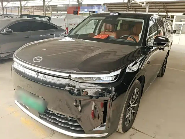 Фотография автомобиля — GAC Trumpchi Xiangwang S9