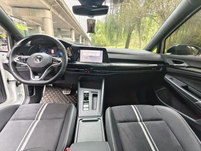 Volkswagen Golf 2020 280TSI DSG R-Line — Фото автомобиля 10