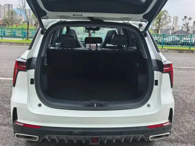 Changan Changan CS75 PLUS 2023 3rd Gen 1.5T Auto Premium — Фото автомобиля 15