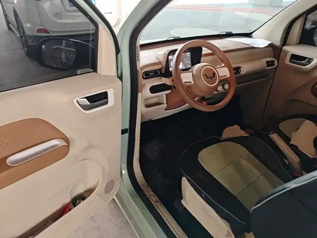 Wuling Hongguang Mini EV — Фото автомобиля 15