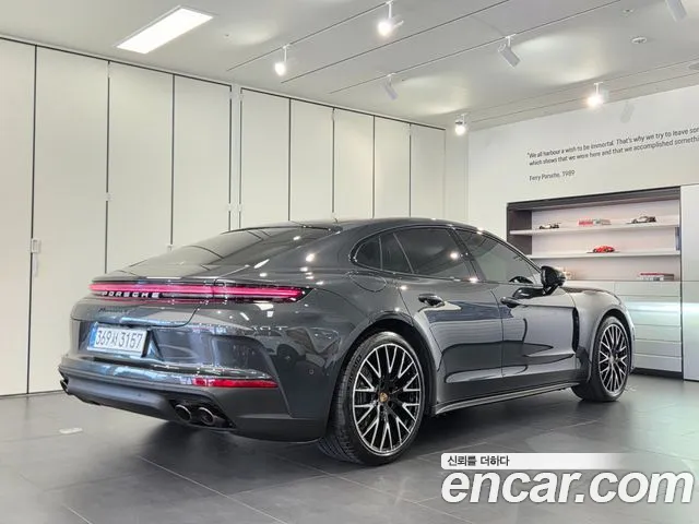 Porsche Panamera 976 — Фото автомобиля 2