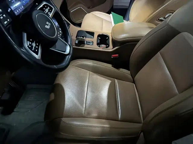 Li Auto Li ONE 2021 Extended Range 6-Seater — Фото автомобиля 17