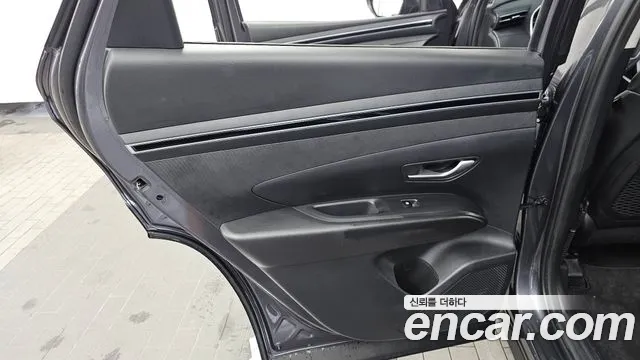 Hyundai Tucson Tucson (NX4) Бензин 1.6 Turbo 4WD — Фото автомобиля 25