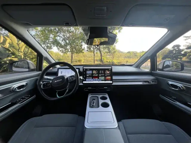 GAC Aion Y — Фото автомобиля 6