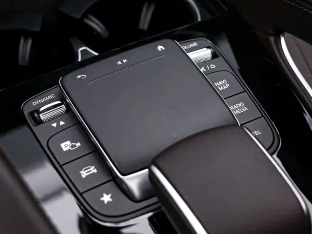 Mercedes-Benz GLE-Class — Фото автомобиля 11