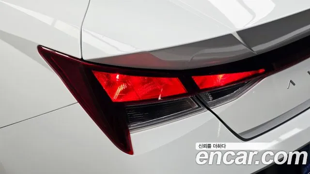 Hyundai Avante — Фото автомобиля 8