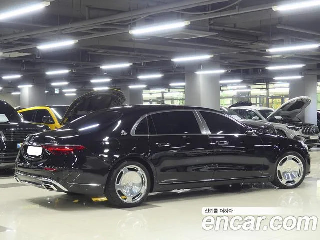 Mercedes-Benz S-Class — Фото автомобиля 3
