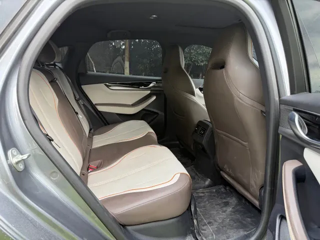 BYD Qin PLUS — Фото автомобиля 6